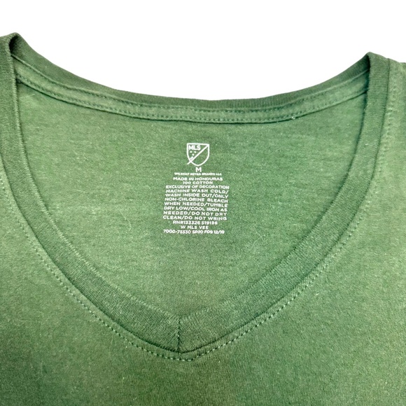 VTG Portland Timbers Womens Green V-neck Shirt Medium - Picture 6 of 6